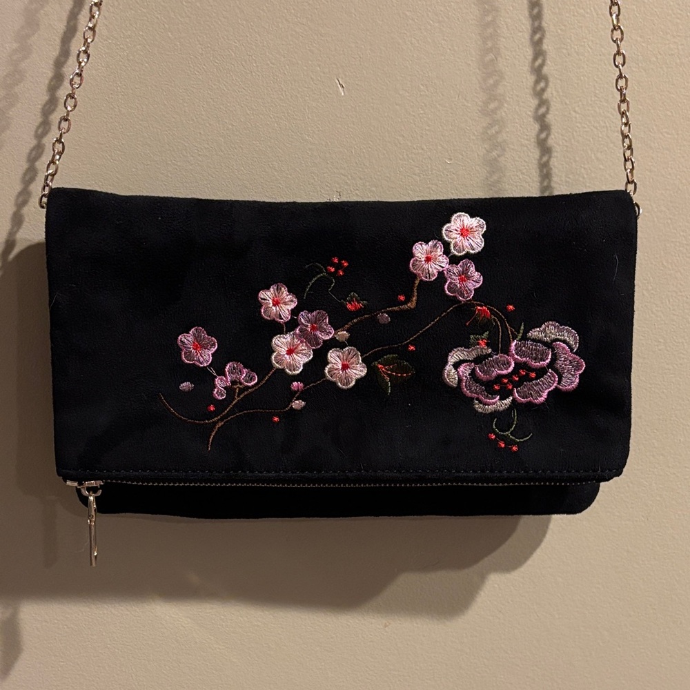 Floral Embroidered Black Clutch